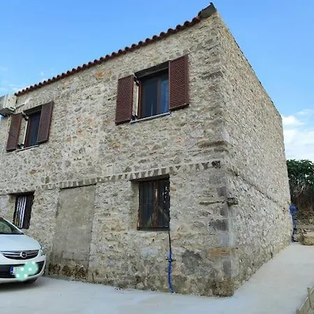 Vaki's Holiday home *