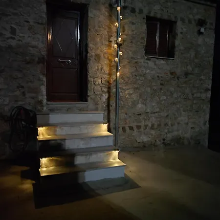 Holiday home Vaki's