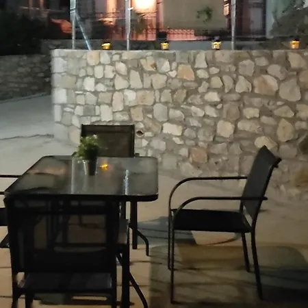 Vaki's Pylos